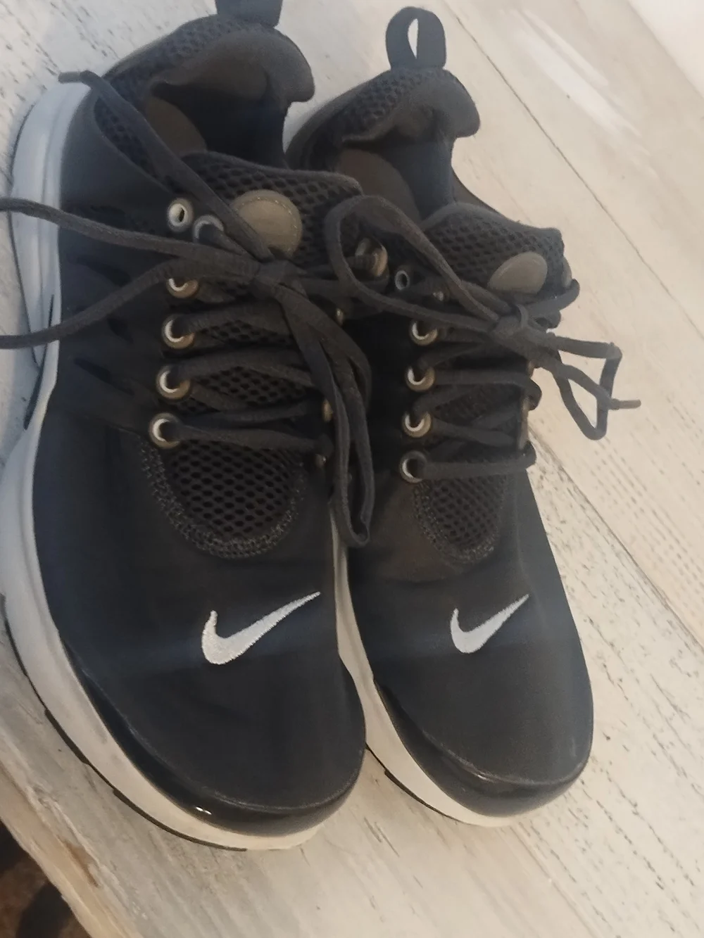 Nike Air Presto (GS) Youth's Size 7Y Running Shoes Black please look at the pict
